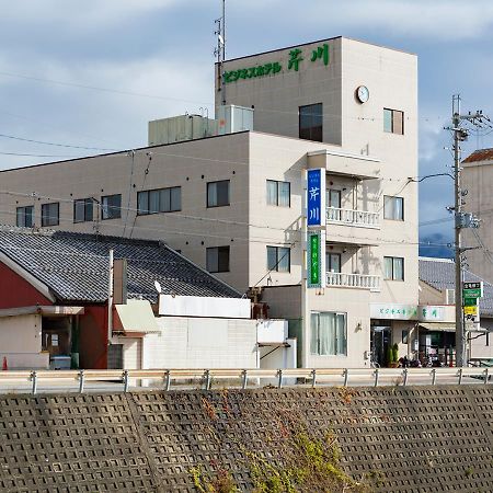 Vilka \u00E4r de b\u00E4sta hotellen i n\u00E4rheten av Hikone Castle? Exteriör bild