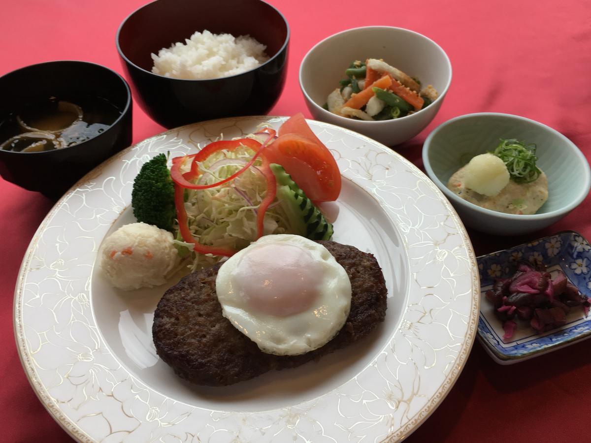 Vilka \u00E4r de b\u00E4sta hotellen i n\u00E4rheten av Hikone Castle? Exteriör bild